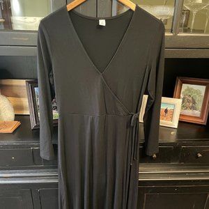 OLD NAVY black 3/4 sleeve midi wrap dress MP